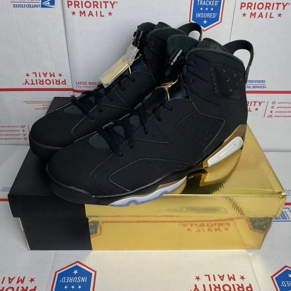 Jordan Retro 6 Dmp with reciept 8.5 & 10.5 - Picture 3 of 10